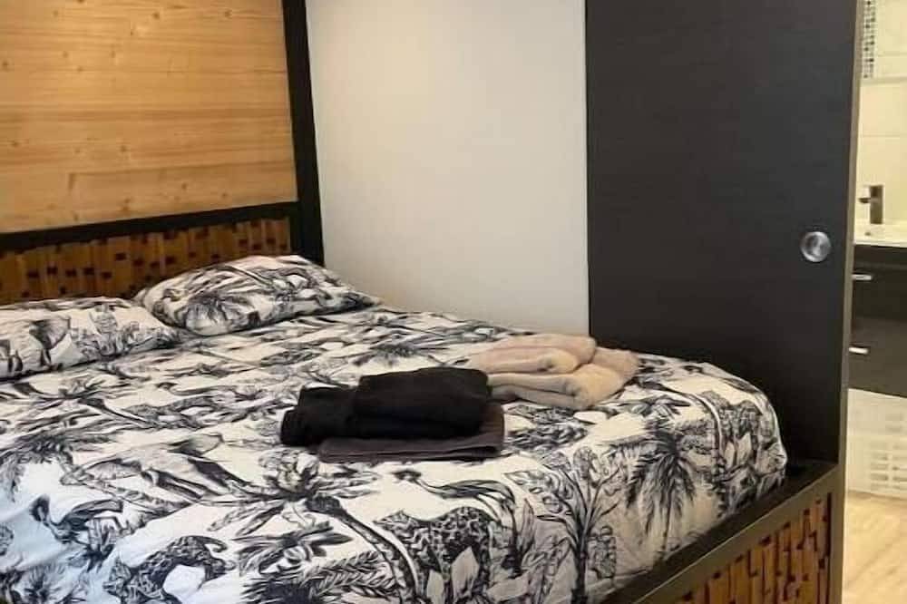 Entire apartment, Appart Dans Chalet Au Calme Vue Imprenable Alpes in Thyez, Bonneville region