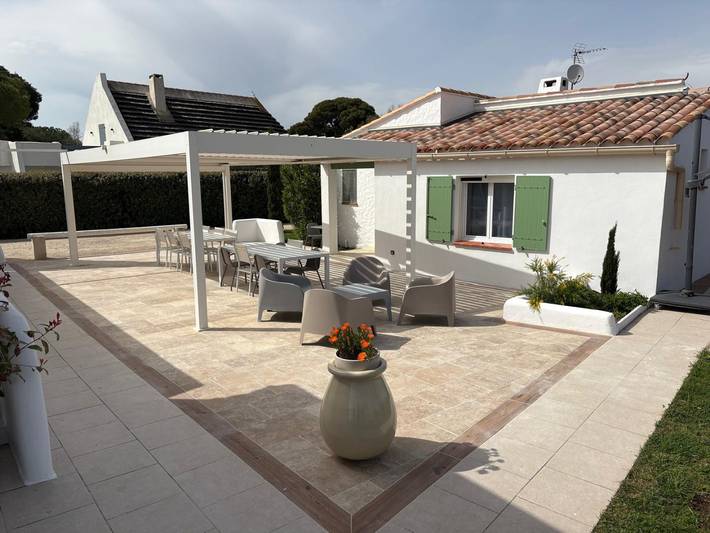 Gîte pour 8 personnes, avec jardin et terrasse, animaux acceptés