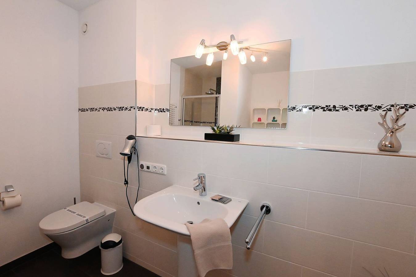 Ganze Wohnung, Bernstein Mare-Luxor Apartment 3 mit Wellnessbereich in Büsum, Dithmarschen