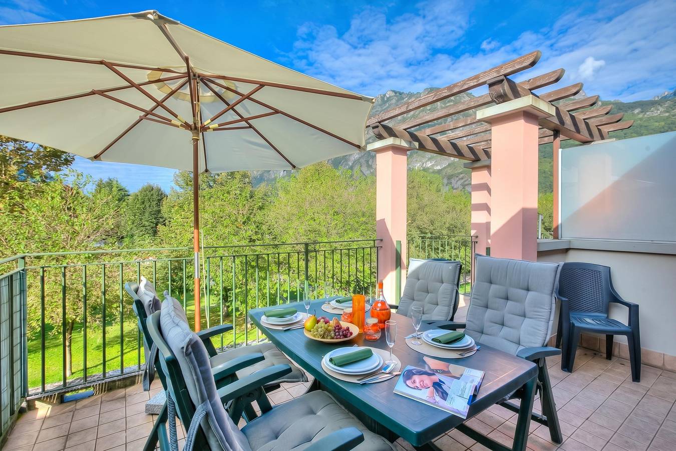 Geheel appartement, Appartement aan het meer met essentiële voorzieningen, 100m van het Lago di Lugano in Porlezza, Gemeente Porlezza