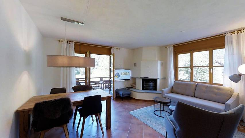 Ferienwohnung für 4 Personen, mit Balkon und Ausblick in Bregaglia