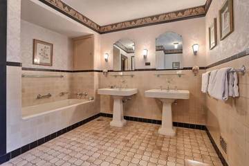 Vacation House for 27 Guests in Pennsylvania, USA, Picture 4