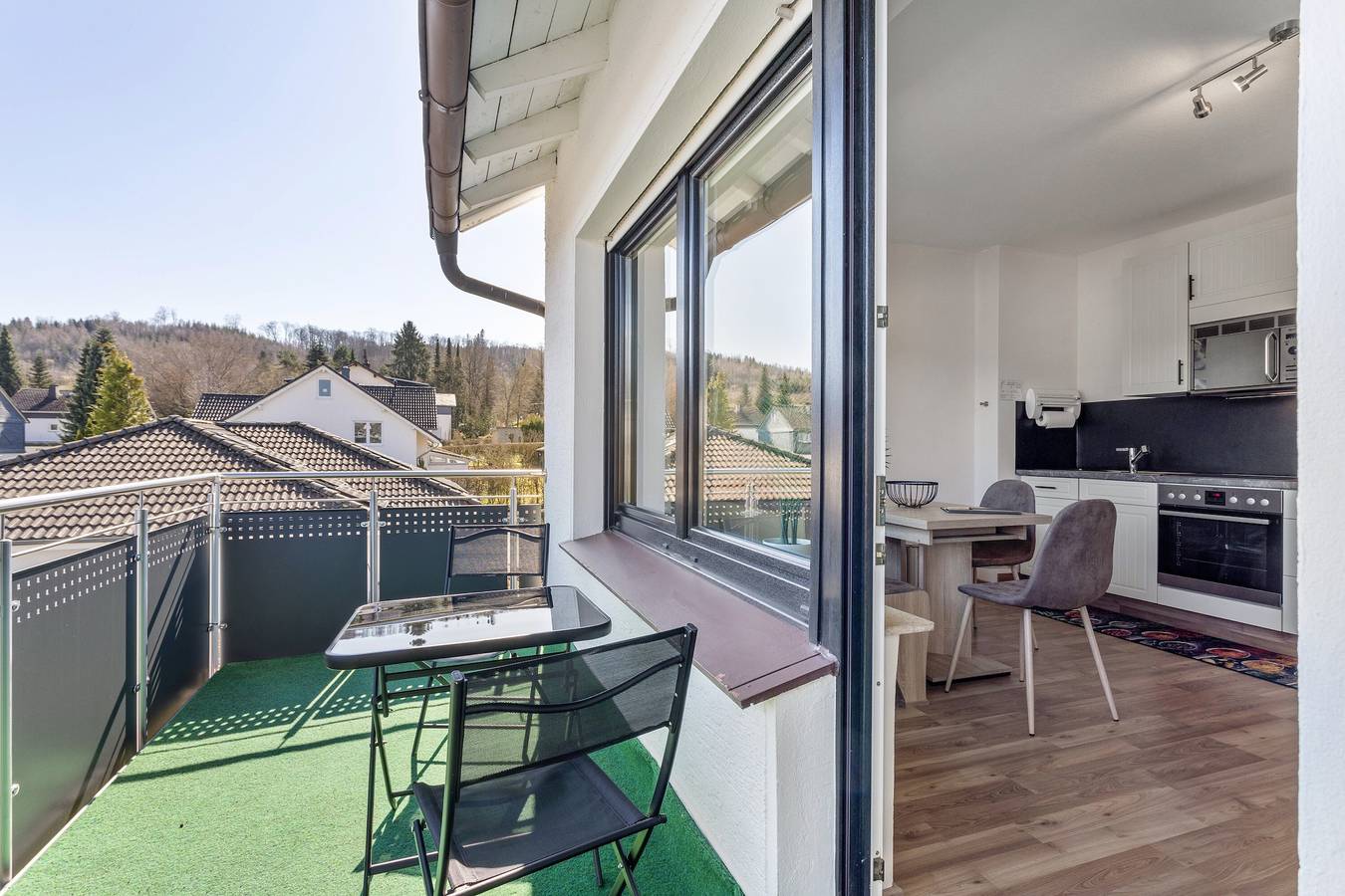 Ganze Wohnung, Ferienwohnung im Obergeschoss mit privatem Balkon und Internet in Brilon, Hochsauerlandkreis