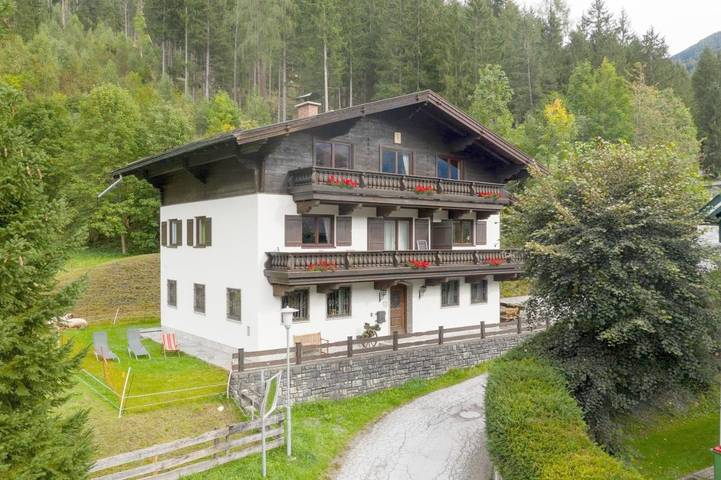 Ferienhaus für 14 Personen, mit Sauna und Ausblick sowie Garten im Salzburger Land - 2