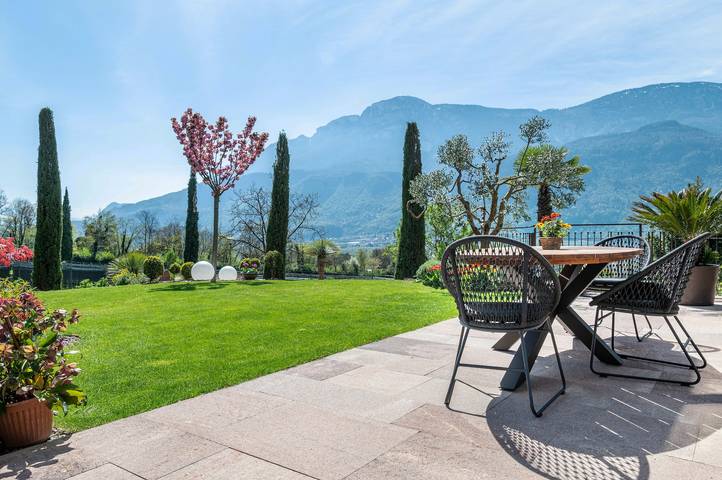 Ferienwohnung für 4 Personen, mit Balkon und Garten in Überetsch-Unterland