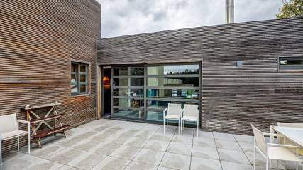 Cottage pour 10 personnes, avec sauna et piscine ainsi que terrasse et jardin dans Weelde
