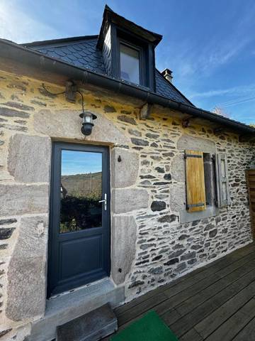 Location de vacances pour 6 personnes, avec vue et balcon dans Les Salces