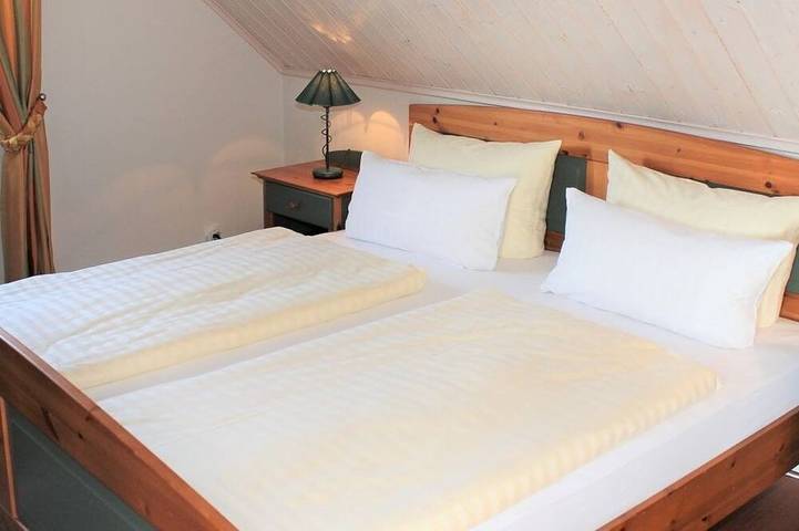 Ferienhaus für 6 Personen, mit Balkon und Garten in Marlow - 2