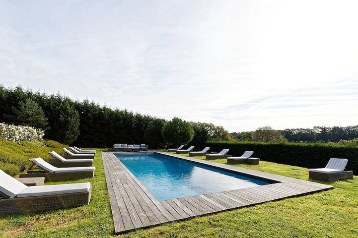 Location de vacances pour 8 personnes, avec Balcon ainsi que Jacuzzi et Jardin à Saint-Pierre-Azif