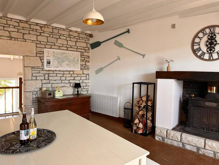 Location de vacances pour 9 personnes, avec jardin à Arçais - 2