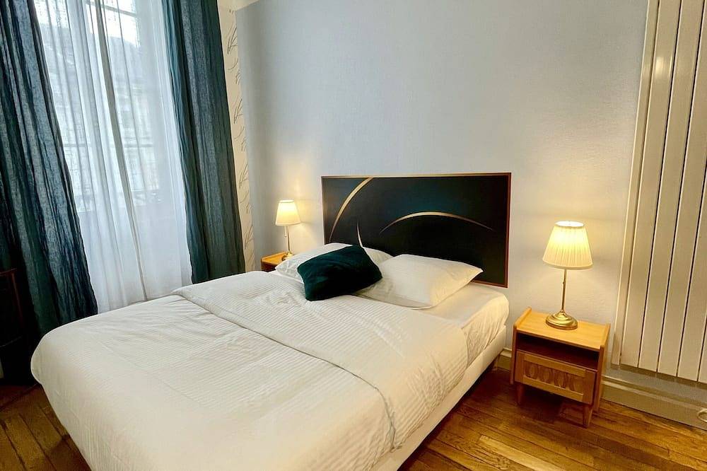Appartement entier, Appartement F2 à Verdun, « La Scène du 66 » avec garage motos in Verdun (Municipalité), Verdun