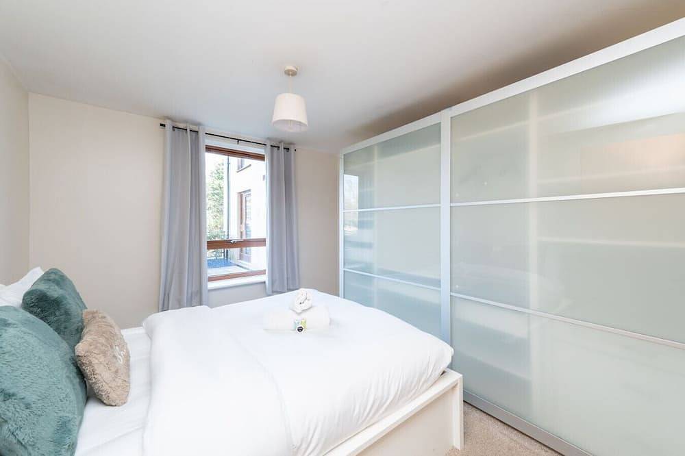 Apartamento entero, 2 bed flat with parking in Crawley, Sussex Occidental