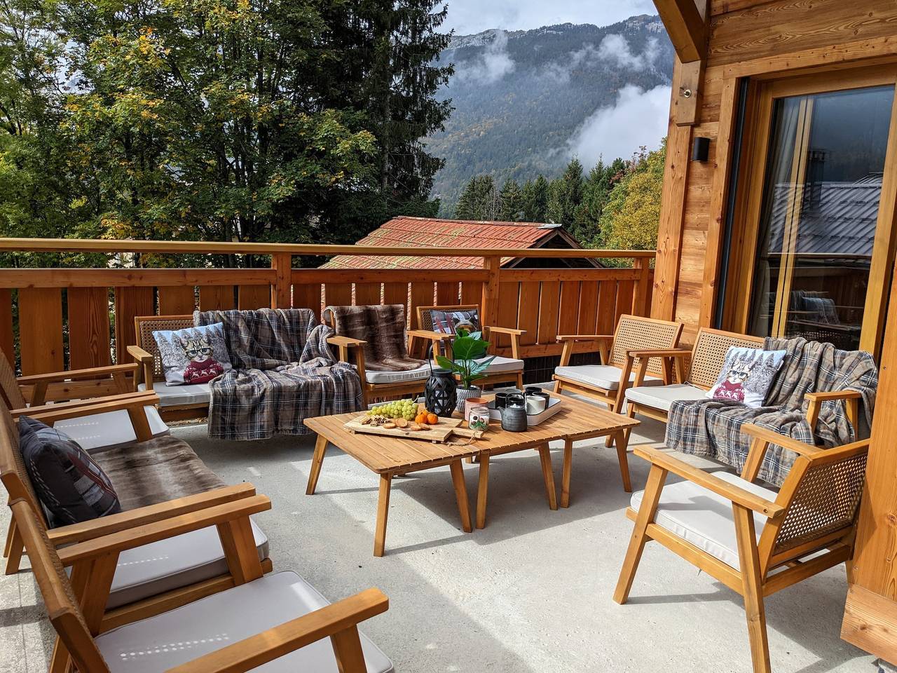 Chalet « Friwi »: Vistas a la Montaña, Terraza Privada y Wi-Fi in Saint-Jean-de-Sixt, Región de Annecy