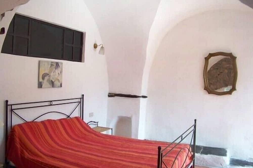 Ganze Wohnung, Elegante Wohnung, Traumgarten, Strandnähe. in Dolcedo, Dolcedo Gemeinde