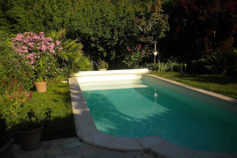 Très agréable et reposant P2 entre Nîmes et Arles aux portes de la camargues in Saint-Gilles, Région de Nîmes