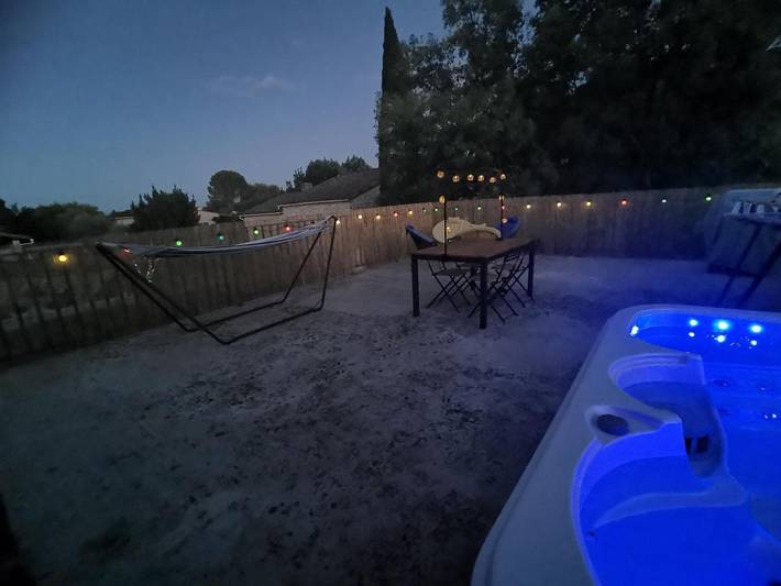 Appartement de vacances pour 4 personnes, avec sauna ainsi que jacuzzi et terrasse