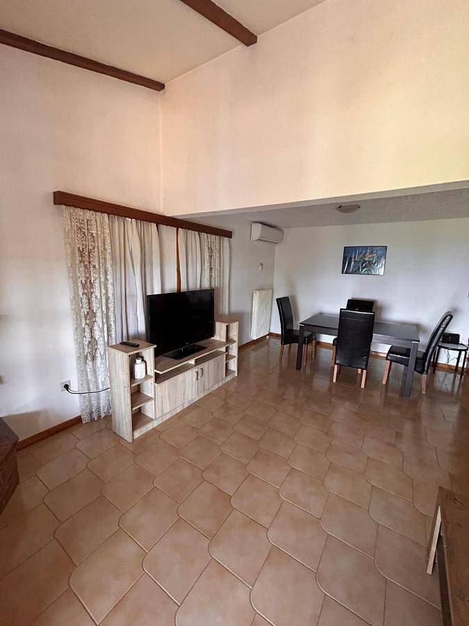 Location de vacances pour 5 personnes, avec Balcon et Terrasse ainsi que Jardin et Vue dans Mikra Mandinia - 3