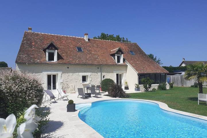 Gîte pour 8 personnes, avec terrasse et jardin à Rouziers-de-Touraine