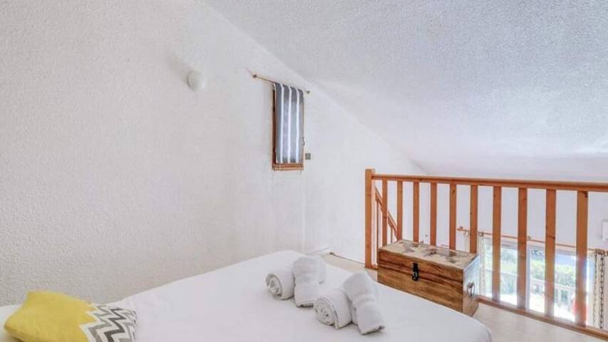 Gîte pour 6 personnes, avec piscine et balcon dans Plage Saint-Clair - 4