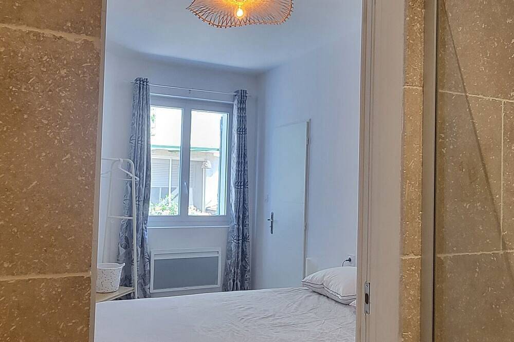 Ganze Wohnung, The Here and Now | Refurbished | Right in the Heart of Downtown in Sainte-Cécile-les-Vignes, Vaucluse