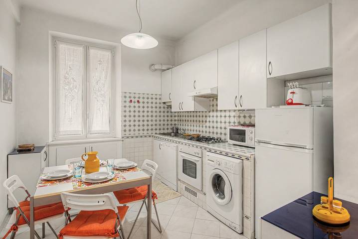 Appartamento intero, Appartamento 'House Fede' con vista mare e Wi-Fi in Genova (Città), Genoa