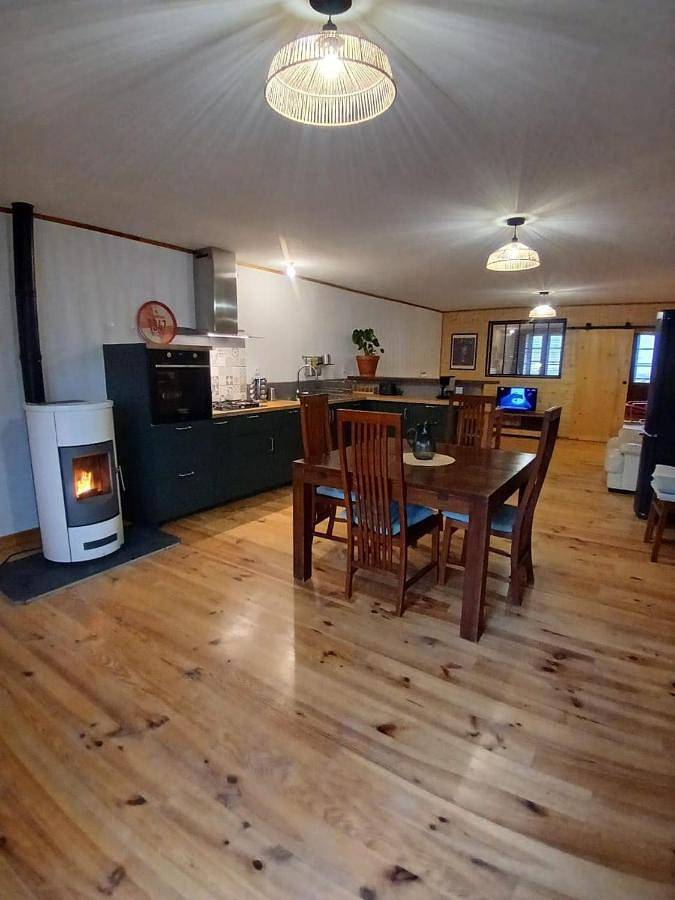 Gîte pour 7 personnes, avec balcon à Massat - 4