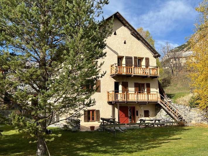 Chambre d’hôte pour 2 personnes, avec jardin et vue à Névache