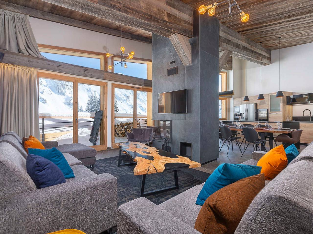 Modern chalet for 11 guests with premium services in Avoriaz in Morzine, Les Portes du Soleil