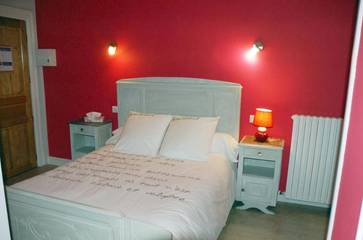 Chambre d’hôte pour 3 personnes, avec vue et jardin à Doazit