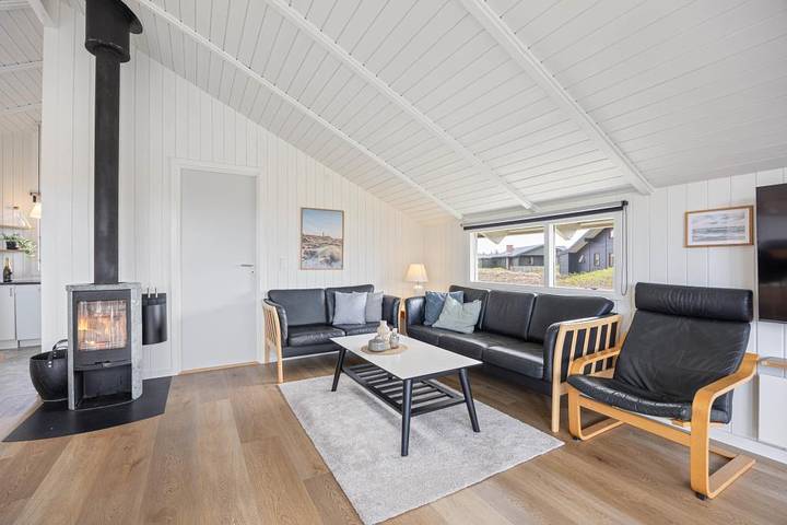 Gemütliches Ferienhaus mit Außenwhirlpool und Sauna in Hvide Sande, Holmsland Klit