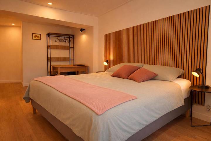 Location de vacances pour 2 personnes, avec vue et jardin à Izaux