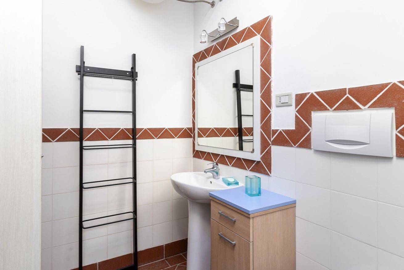Apartamento entero, Livorno Modern Studio 110 meters from Bagni Pancaldi! in Livorno, Costa Etrusca