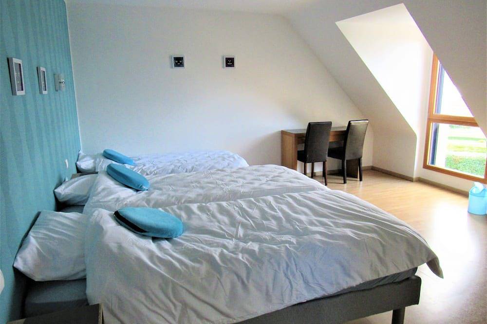 Villa 5 * Le Repere: swimming pool, spa, sea view and beach on foot! in Moëlan-sur-Mer, Côte de Cornouaille