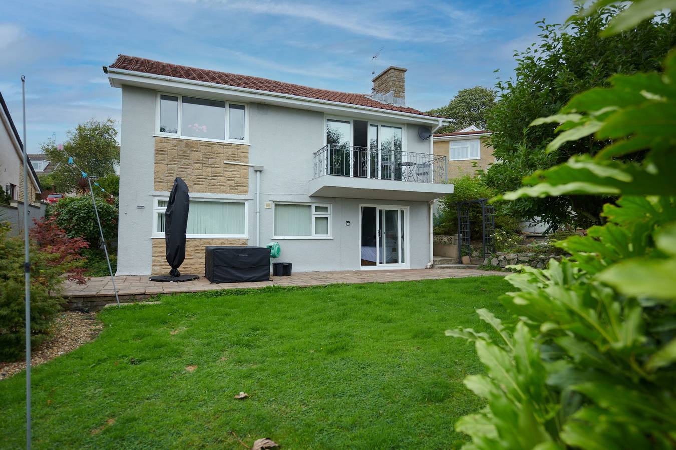 Holiday Home for 9 People in Tenby, Pembrokeshire