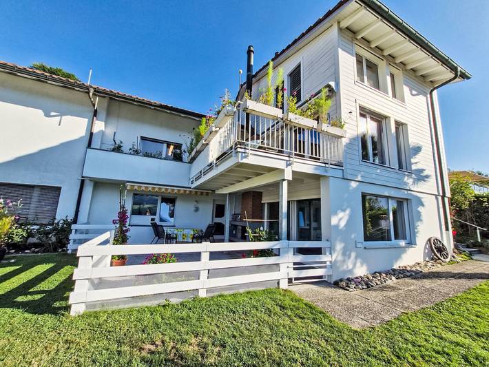 Holiday apartment for 5 people, with terrace and garden as well as children pool and lake view - 1