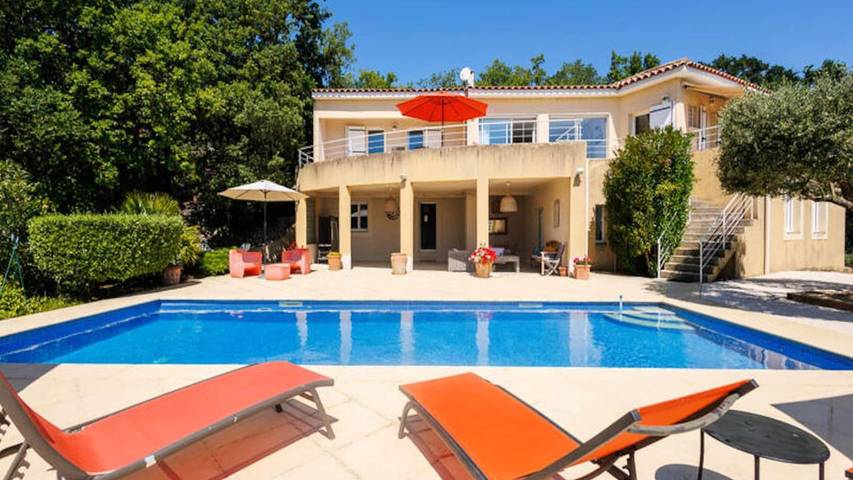 Apartamento de vacaciones para 11 personas, con jardín y piscina - 1