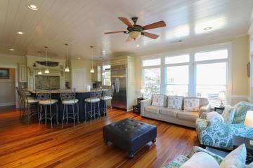 Vacation House for 12 Guests in Tybee Island, Chatham County, Picture 2