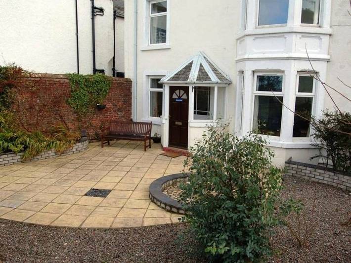 Holiday rental for 3 people, with garden in Ravenglass