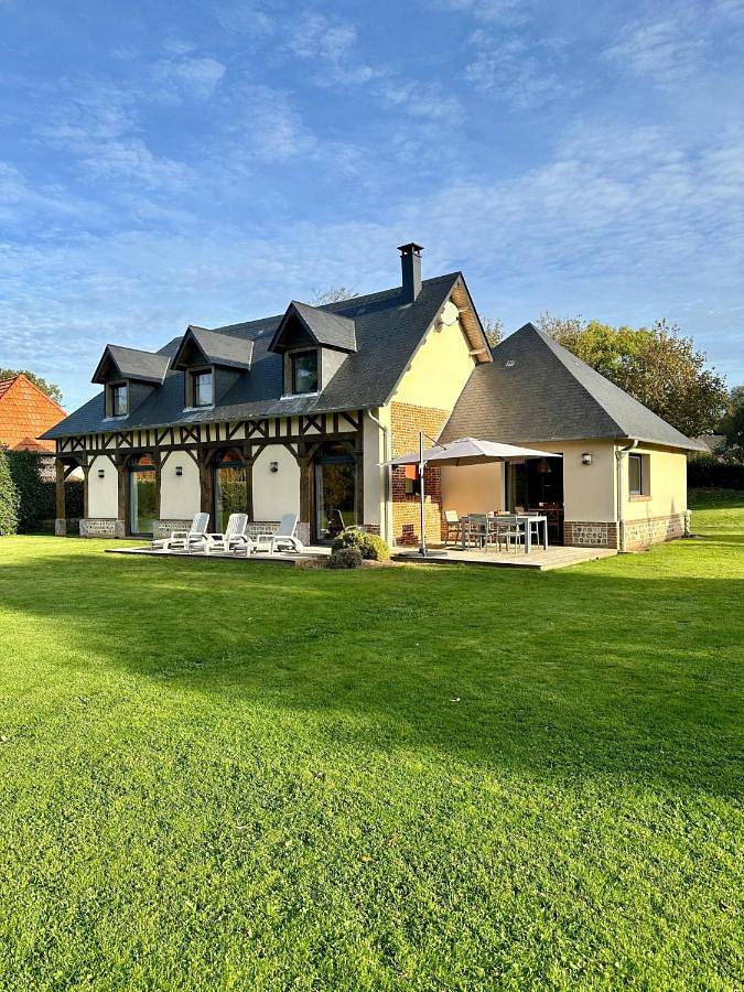 Location de vacances pour 6 personnes, avec jardin, adapté aux familles à Quiberville