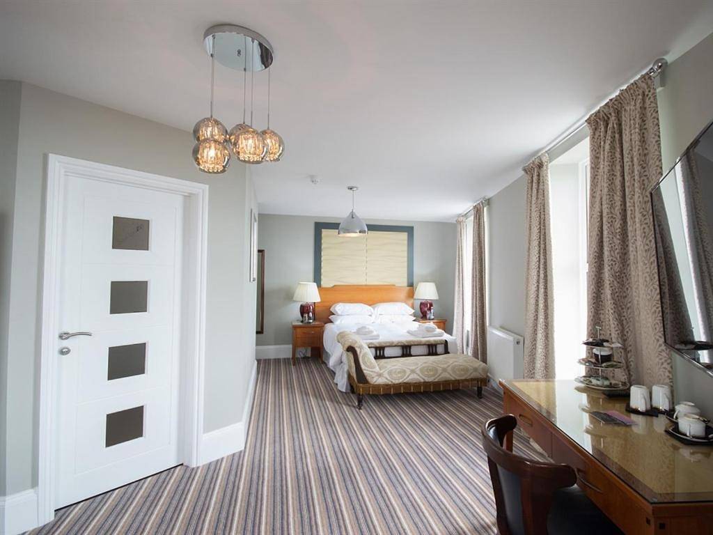 Double Room with Private Bathroom in Bexhill, East Sussex