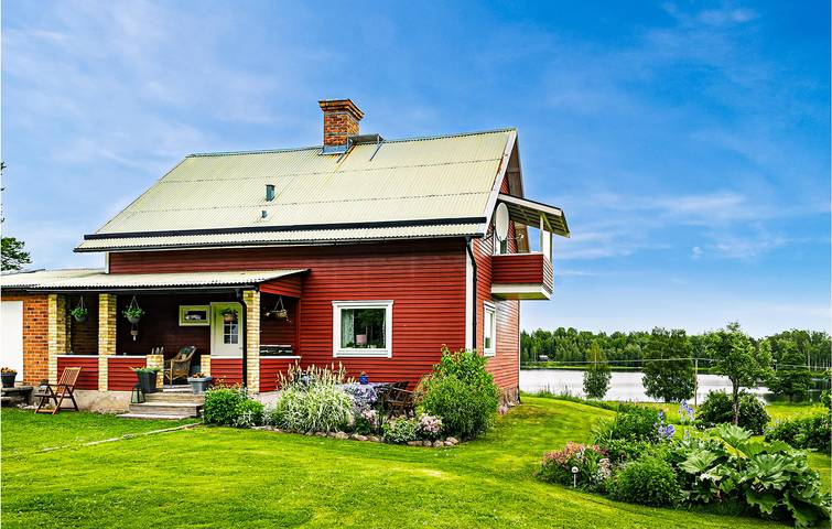 Ferienhaus für 7 Personen, mit Ausblick und Terrasse sowie Garten und Seeblick, kinderfreundlich - 1