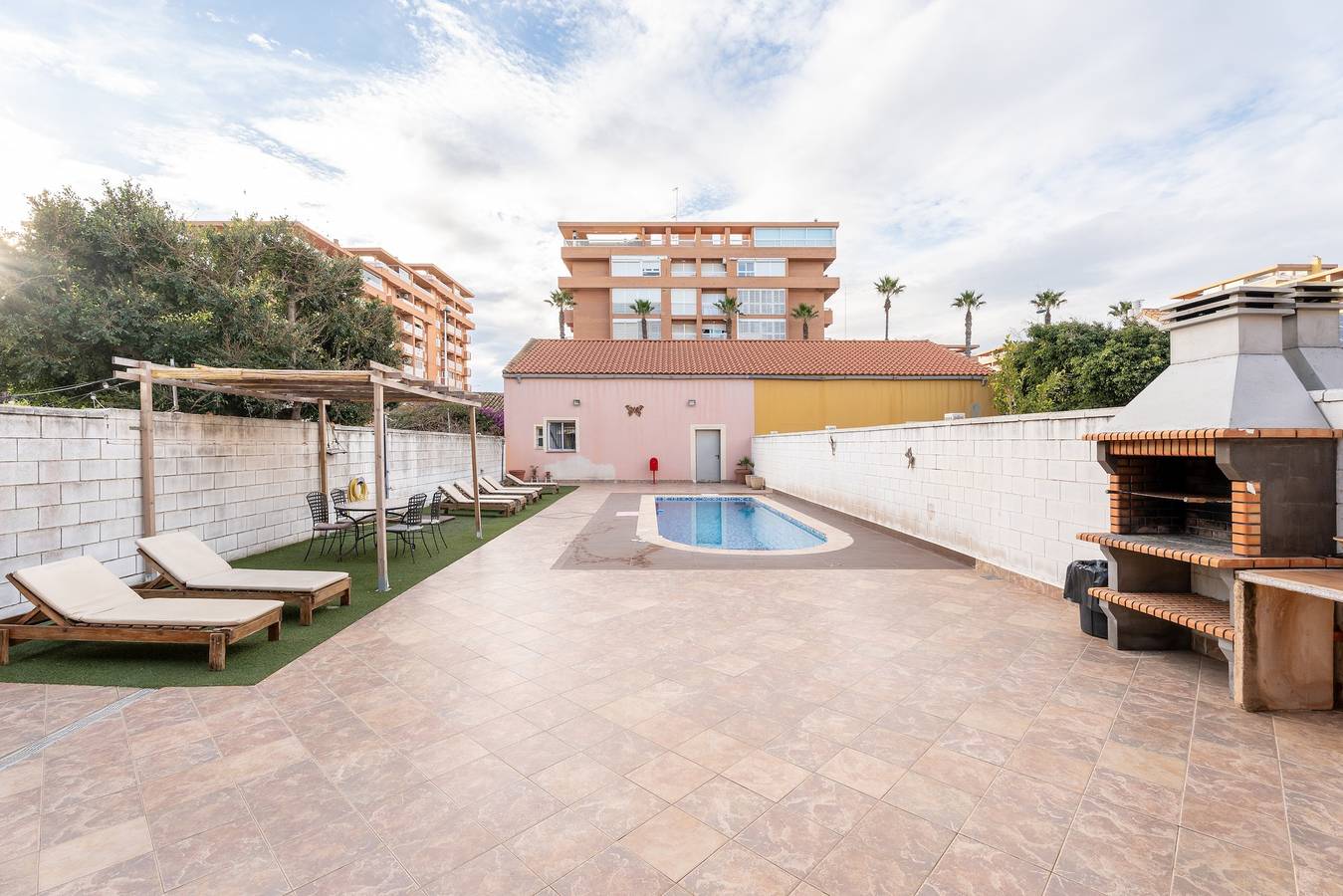 Villa 'Unique Patacona' mit Meerblick, Wi-Fi und Klimaanlage in Playa de la Patacona, Alboraya