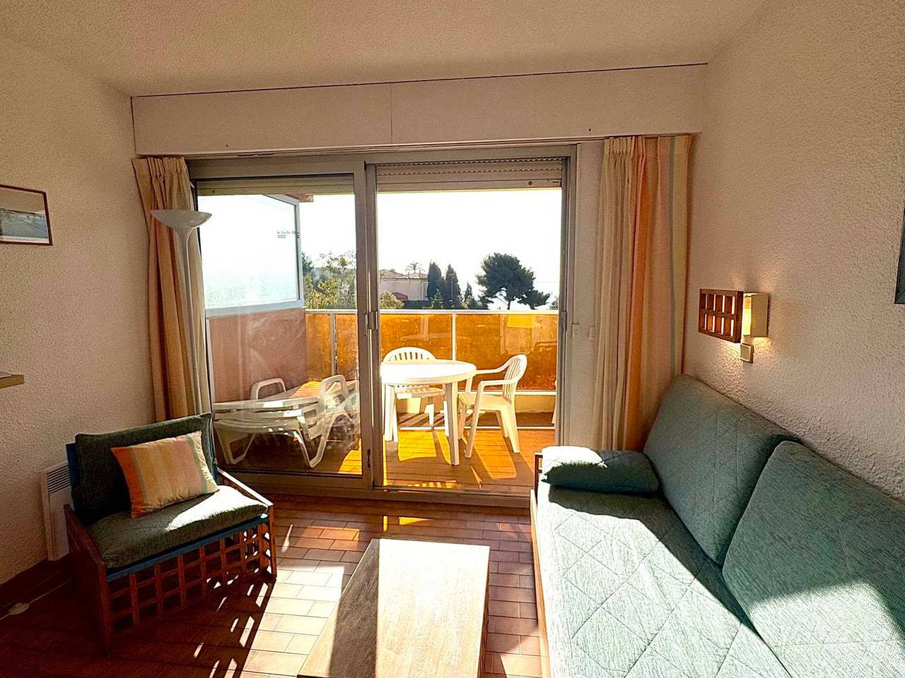 Entire studio, Cozy studio for 4 with Wi-Fi and pets allowed in Roquebrune-Cap-Martin, Nice region