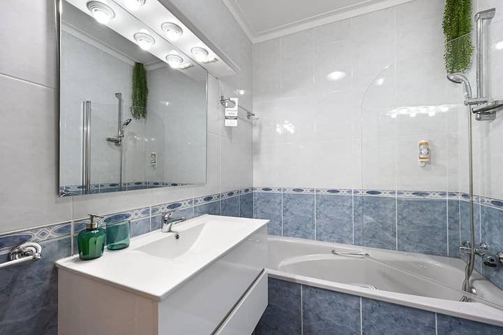 Appartement de vacances pour 8 personnes, avec jardin