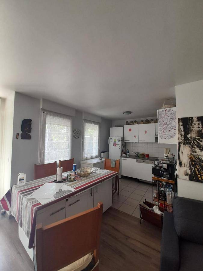 Location de vacances pour 6 personnes, avec jardin à Lognes - 4