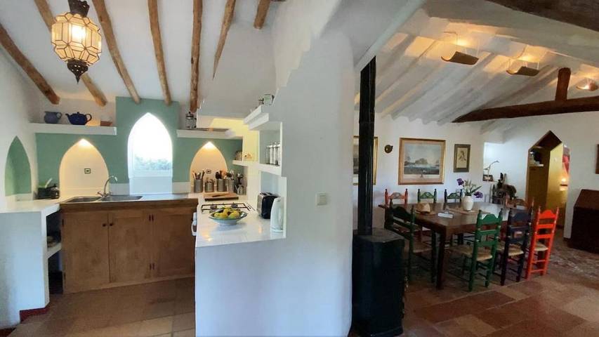 Casa rural para 8 personas, con vistas además de jardín y piscina en Montecorto - 3