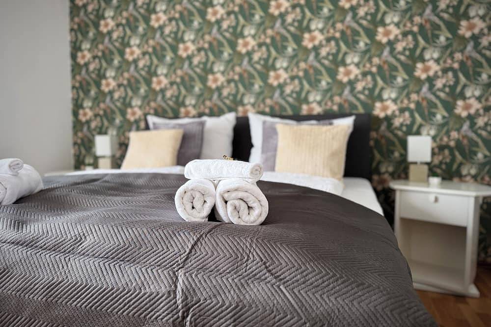 Ganze Wohnung, Grüne Oase in Weikersheim, Zentrum nahe in sehr ruhiger Lage. in Weikersheim, Taubertal