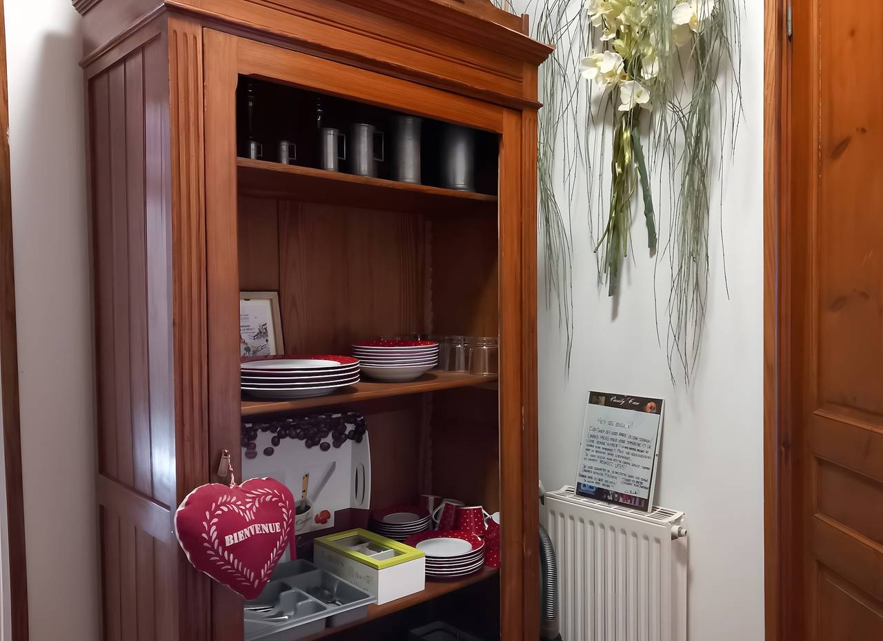 Gastenkamer 'La Chambre d’Alice' met gedeeld terras, tuin en wifi, foto 11