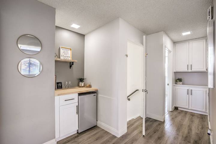 Vacation rental for 10 people, with yard and hot tub, with pets in Spring Valley (NV)