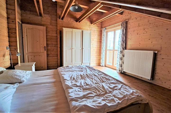 Gîte pour 12 personnes, avec jardin dans Bomal - 3